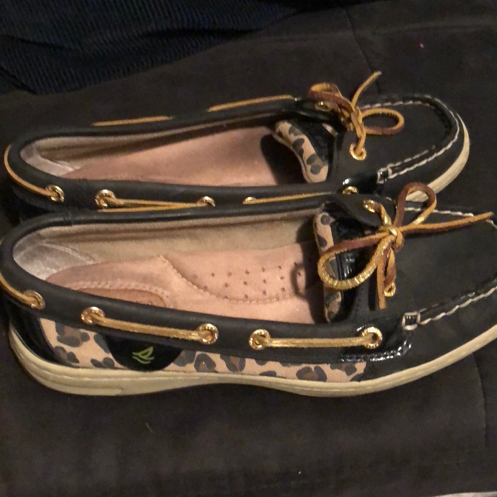 Sperry leopard print shoes